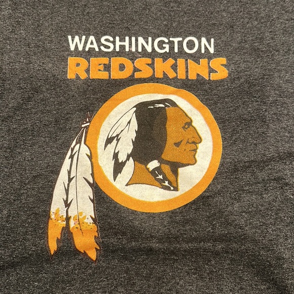 NWOT gray charcoal, Washington Redskins football team T-shirt - Picture 2 of 4